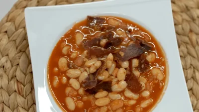 pastirmali-kuru-fasulye-tarifi