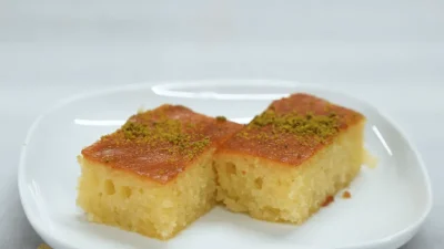 limonlu-yogurt-tatlisi-tarifi