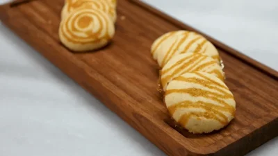 ustu-karamelli-kurabiye-tarifi