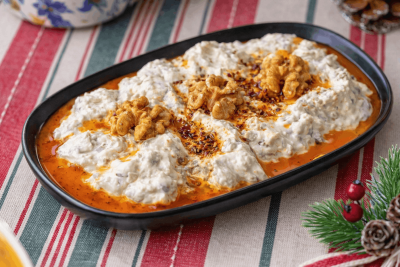 Yoğurtlu köz patlıcan salatası